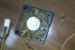 чистка компьютера от пыли