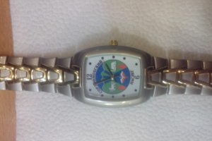 Изготовление часов с логотипом