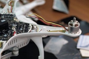 Ремонт квадрокоптеров DJI