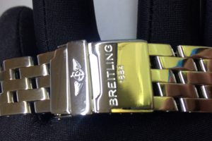 Полировка часов Breitling