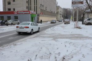 Заезд с ул. летчика Лазарева