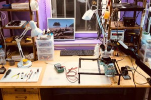 Рабочее место с пайкой