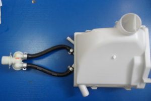 устранение утечки воды промывка в хим- растворе.