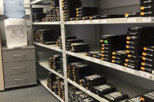 Восстановление данных с различных типов носителей.