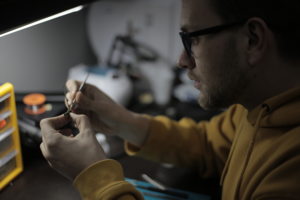 KUZZNETSOV - ремонт айкос Краснодар, замена кнопки IQOS