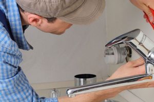 Услуги сантехника Мастер на дом