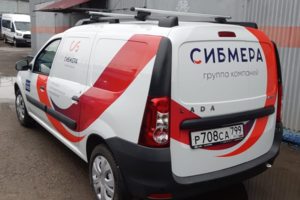 лого на машине