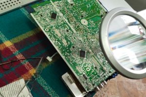 Ремонт домашнего кинотеатра