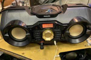 Ремонт бумбокса Philips PX840T /112