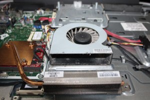 Чистка системы охлаждения с заменой термопасты