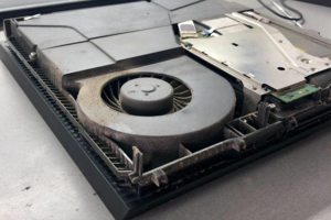 Чистка PS4 с заменой термопасты