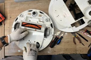 Ремонт роботов-пылесосов