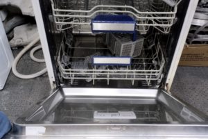 Ремонтируем посудомоечные машины любых моделей и брендов.