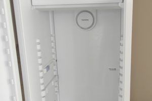 Ремонт встраиваемого холодильника Miele